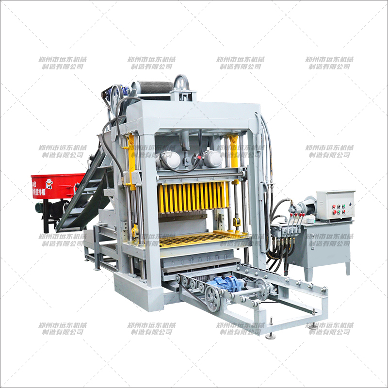 4-30液壓磚機(jī)（含進(jìn)板機(jī)、出板機(jī)、布料車(chē)、泵站、推車(chē)）(圖1)